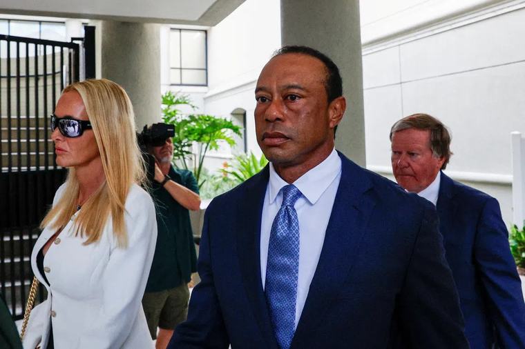 Woods loses driver's license for five years in plea deal, avoids jail time
