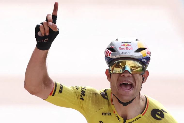 Van Aert wins Vuelta stage 13, Mas retains red jersey