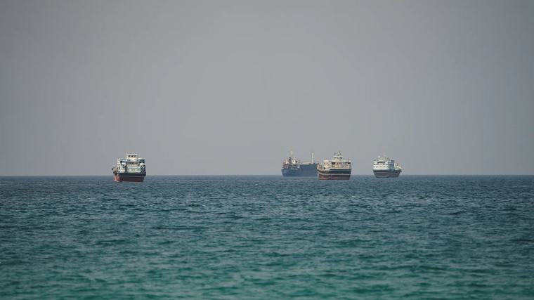 Oil extends gains as US and Iran target ships in tit-for-tat attacks