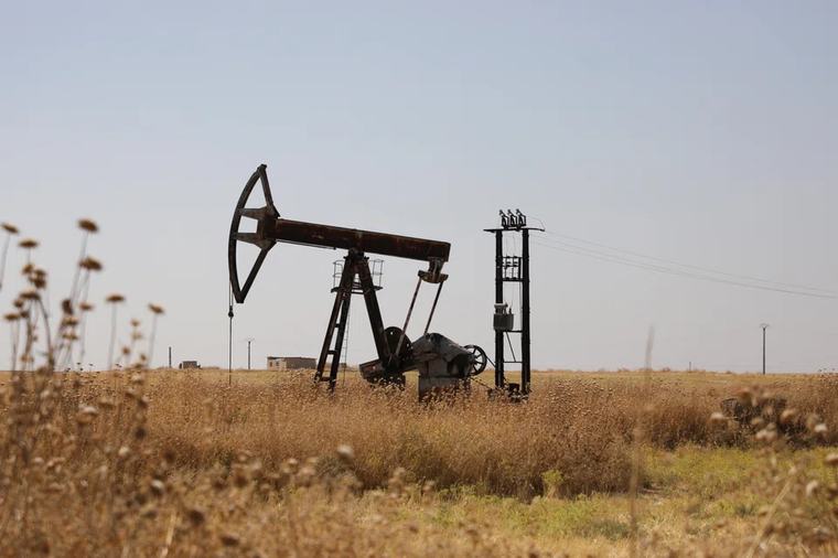 Oil prices mixed as investors weigh Middle East escalation, chance of Ukraine peace deal