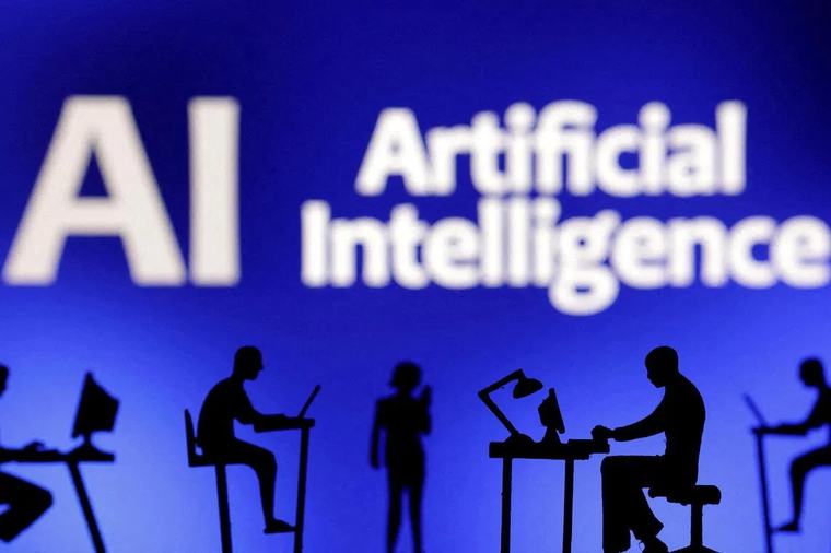 A ‘human in the loop’ isn’t enough when AI starts acting for us