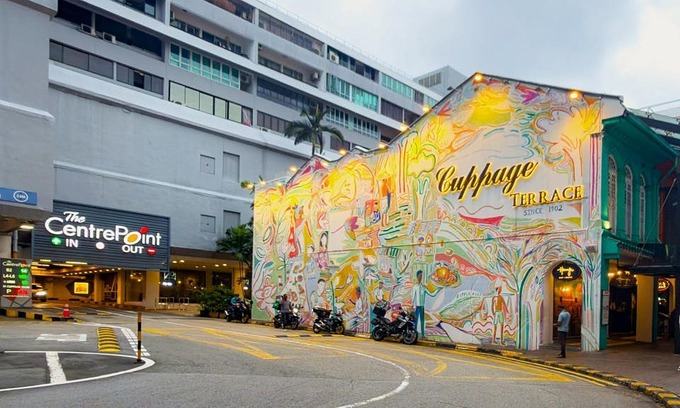 Thai billionaire Charoen Sirivadhanabhakdi’s company buys Singapore’s shophouse complex for $138M