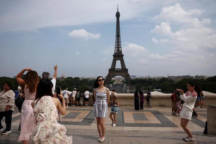 EU to help cities clamp down on tourist rentals