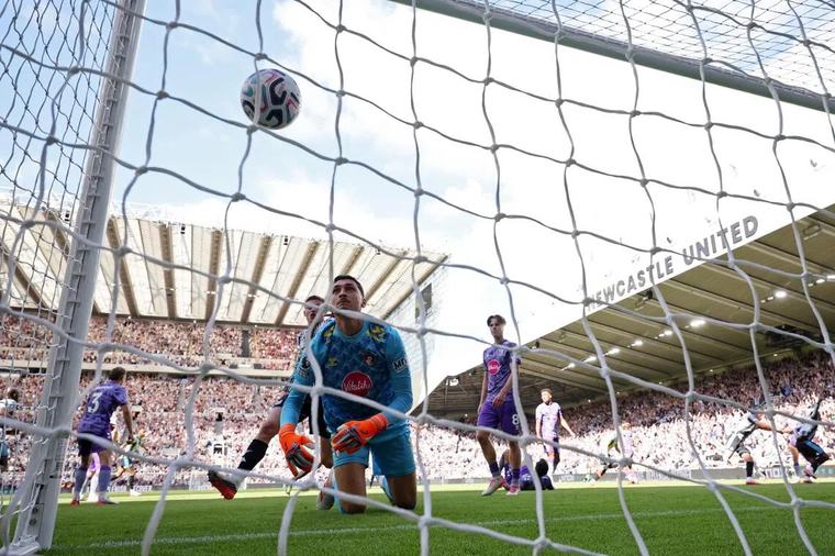 Newcastle rally from two goals down to earn Bournemouth draw
