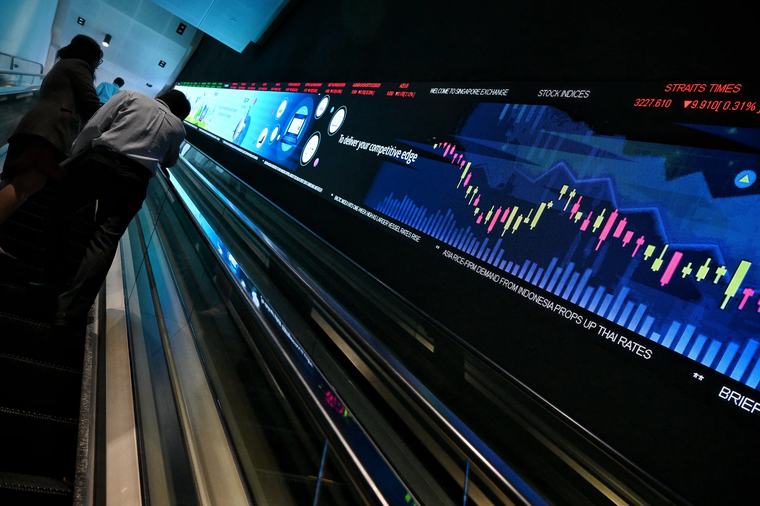 STI up 0.6% even as Asian markets slump amid bond sell-off, inflation fears