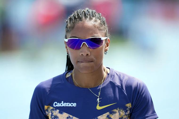 Car crash leaves Davis-Woodhall facing late decision on Budapest event