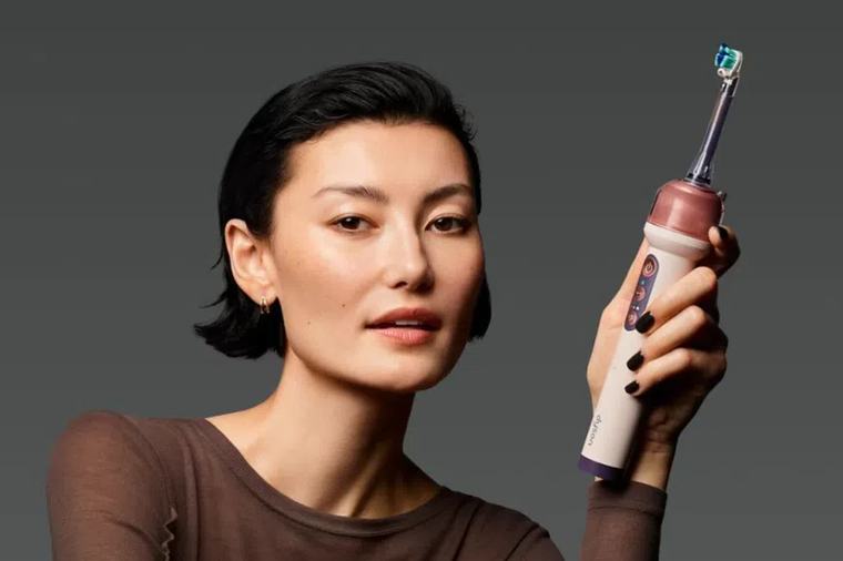 Dyson’s first electric toothbrush has a camera and costs S$699